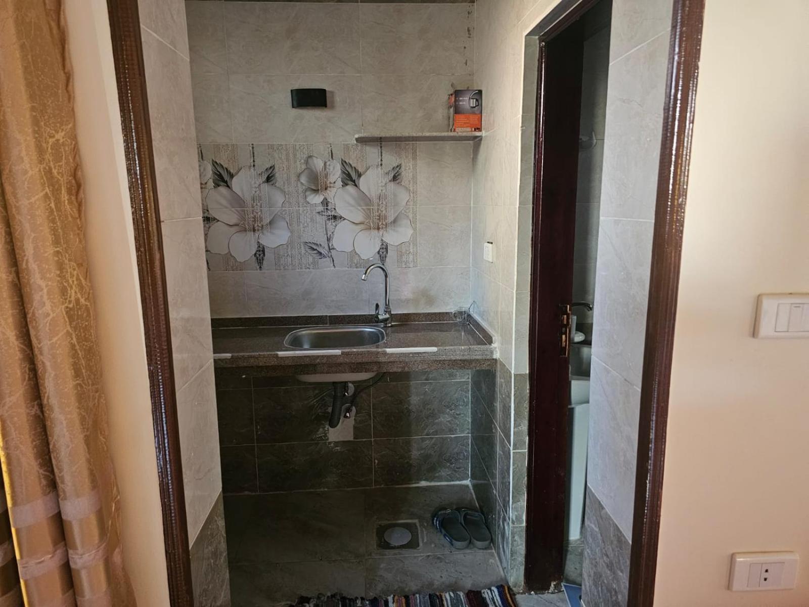 Badry Sahara Camp אתר קמפינג באווטי